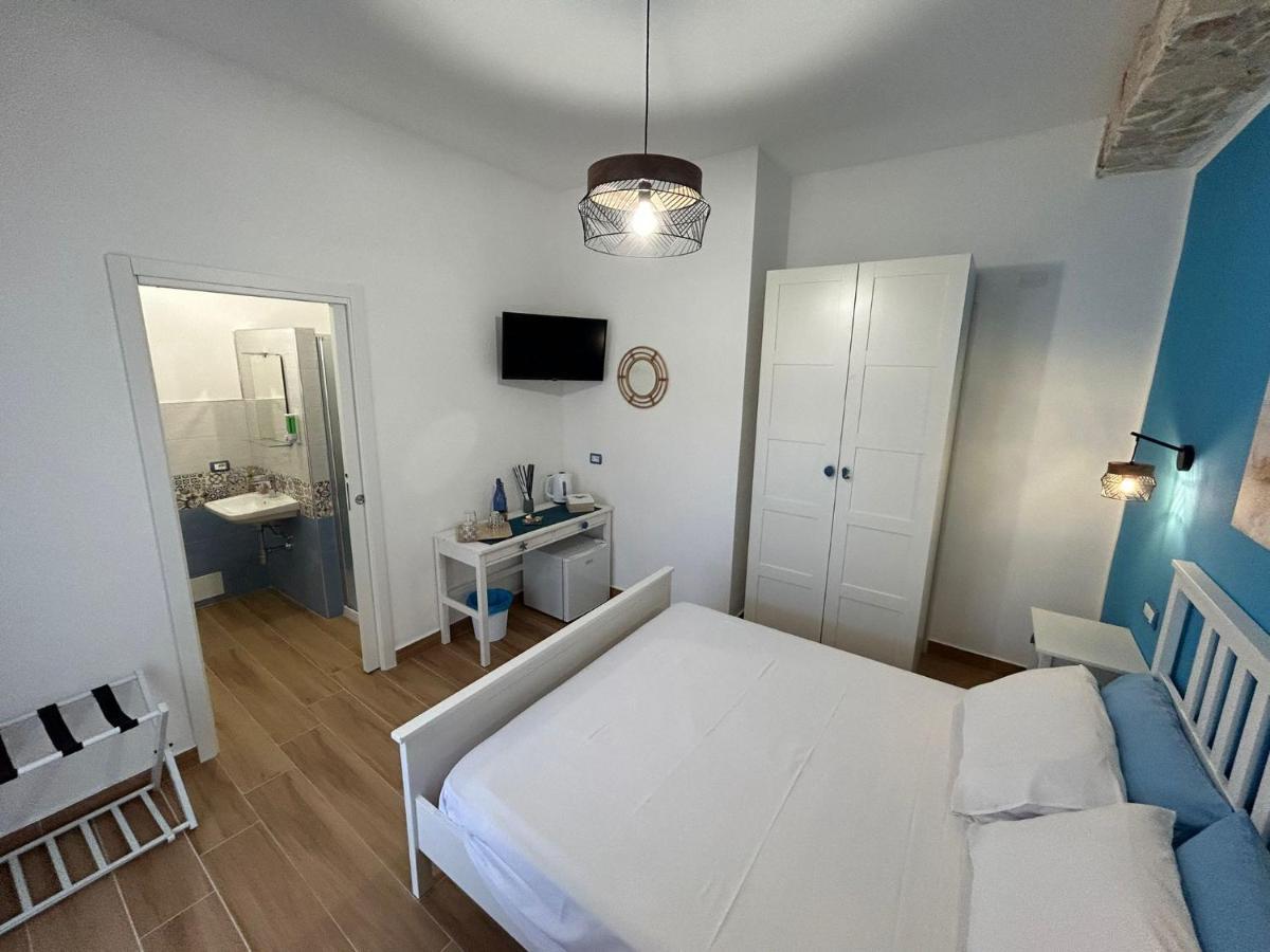 Room On The Beach Avola Bagian luar foto