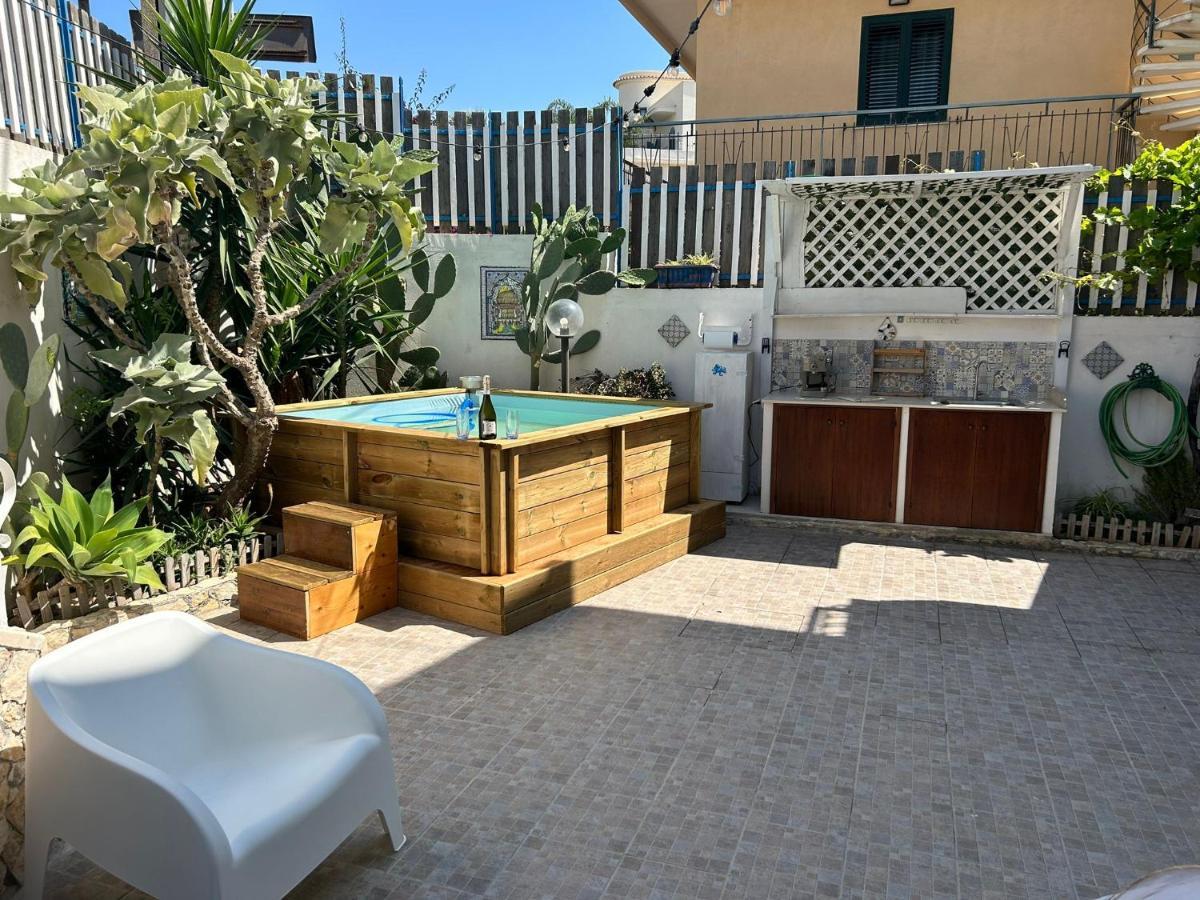 Room On The Beach Avola Bagian luar foto
